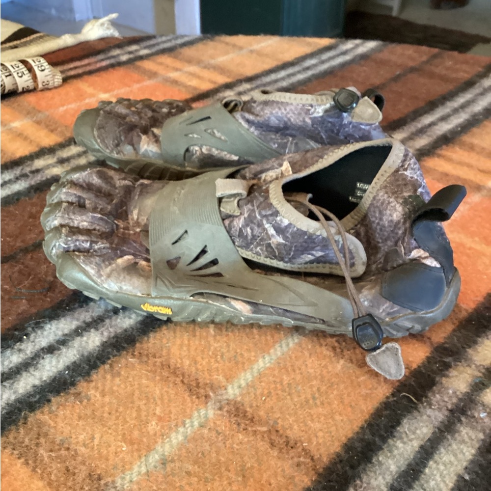 Vibrant Five fingers Spyridon MR Elite Camo Sz. 41 - Picture 2 of 14